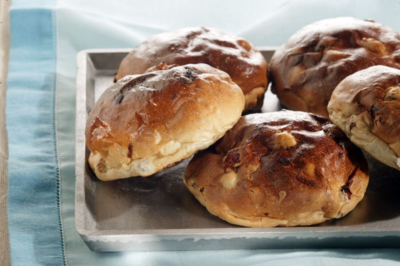 Krentenbollen met Korent Ambacht (ZK)