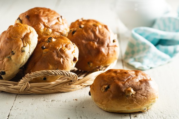 Krentenbollen met Parade Oliebol Krokant